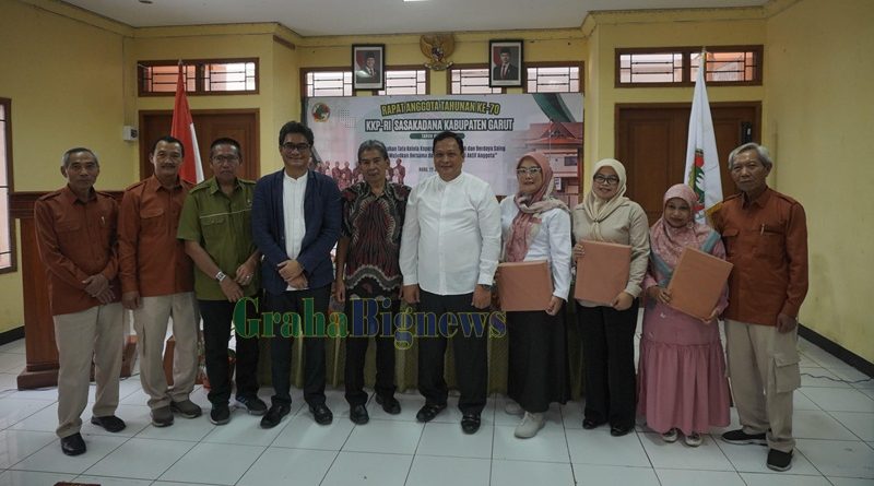 Koperasi Konsumen Pegawai Republik Indonesia (KKP-RI) Sasakadana menyelenggarakan Rapat Anggota Tahunan (RAT) Tahun Buku 2024 yang berlangsung di Aula KKP-RI Sasakadana, Jalan Patriot, Kecamatan Tarogong Kidul, Kabupaten Garut, Rabu (22/1/2025). (Foto : Febri Noptageri/ Diskominfo Kab. Garut-grahabignews.com)
