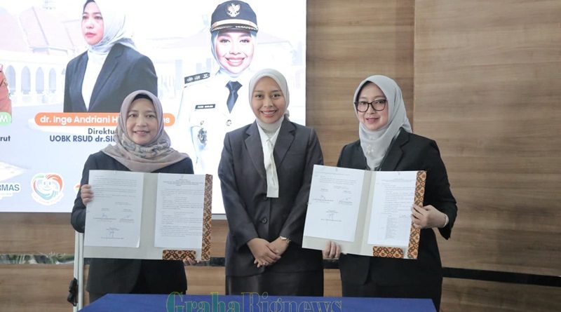 Serah Terima Jabatan (Sertijab) Direktur Unit Organisasi Bersifat Khusus (UOBK) Rumah Sakit Umum Daerah (RSUD) dr. Slamet Garut yang berlangsung di RSUD dr. Slamet Garut, Kecamatan Tarogong Kidul, Kabupaten Garut, Jum'at (15/8/2025).(Foto: Anggana Mulia Karsa/ Diskominfo Kab. Garut-grahabignews.com)