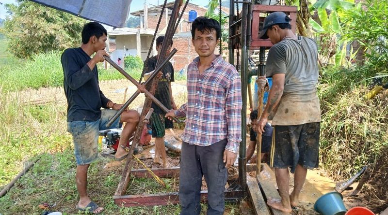 Sumur Bor TMMD ke-128 Hadirkan Solusi Air Bersih untuk Warga Kp. Karang Anyar
